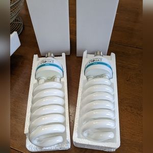 Pair of 135 Watt Photography Light Bulbs